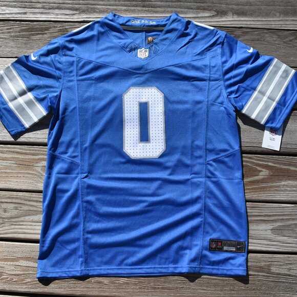 New!! Jahmer Gibbs Detroit Lions Blue Football Jersey Adult Men's Sizes - Picture 2 of 2